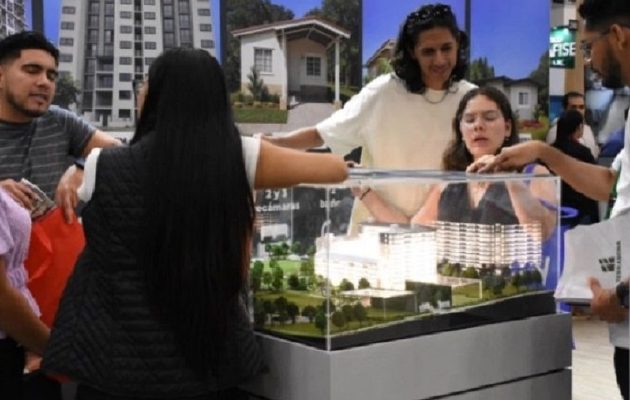 Las residencias que se están adquiriendo en mayor número son las que cuestan menos de 120 mil dólares, confirmó la Capac.  Archivo