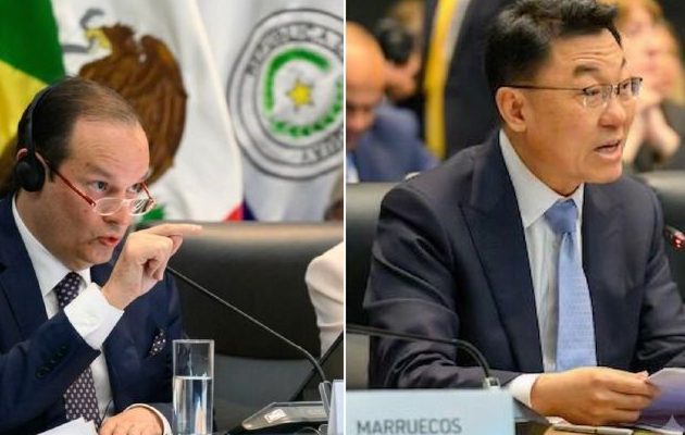 El canciller Javier Martínez-Acha recordó a Xie Feng que Panamá es una democracia en la que existe la separación de poderes. El canciller Javier Martínez-Acha recordó a Xie Feng que Panamá es una democracia en la que existe la separación de poderes. Cortesía / OEA