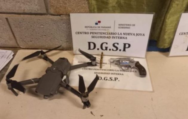 Uno de los drones que fueron decomisados en La Nueva Joya. Uno de los drones que fueron decomisados en La Nueva Joya. Archivo
