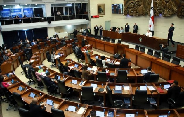 Continúan las negociaciones para conformar las comisiones. Continúan las negociaciones para conformar las comisiones. Cortesía