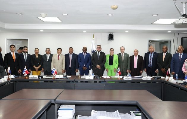 Comisión de Presupuesto de la Asamblea Nacional. Cortesía 