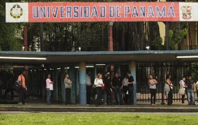 La Universidad de Panamá recibe entre 15 y 17 mil nuevos estudiantes por año.  Cortesía