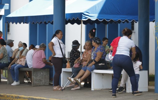 El IGC no descarta que las réplicas del sismo se extiendan hasta la próxima semana debido a la cantidad de energía que liberó el evento.  EFE