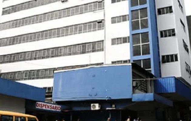 La policlínica funciona desde 1955 y ofrece medicina general y especialidades. Cuenta con un ascensor panorámico.  Archivo