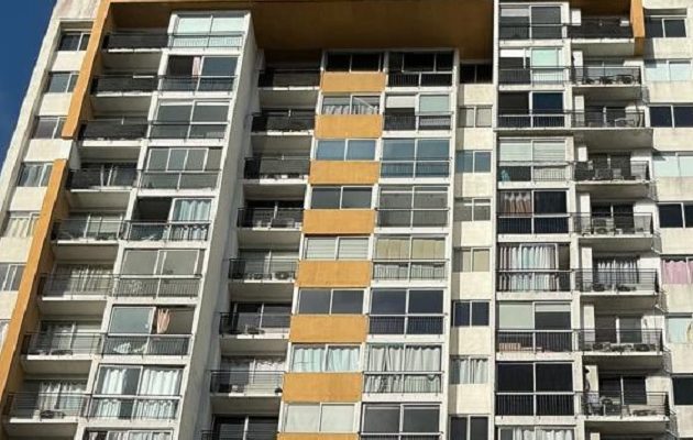 Edificio donde se registró la explosión, el pasado jueves. Foto: Cortesía Bomberos