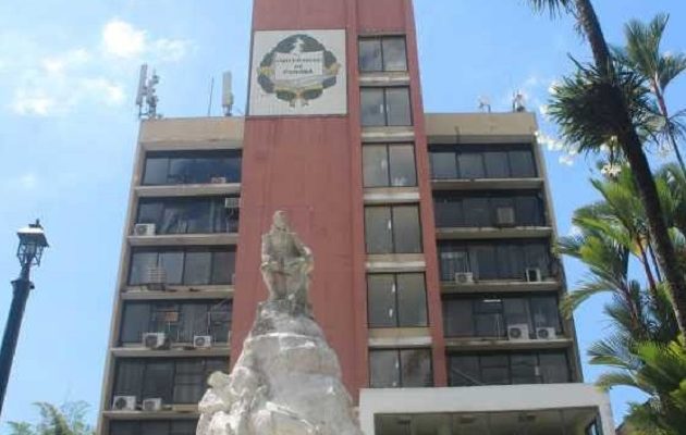 Edificio 'La Colina', sede administrativa de la Universidad de Panamá. Foto: Cortesía UP