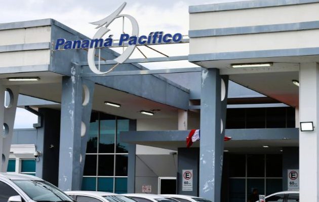 La mayoría de las empresas instaladas en la zona pertenecen al sector logístico, marítimo y aviación. Foto: Cortesía