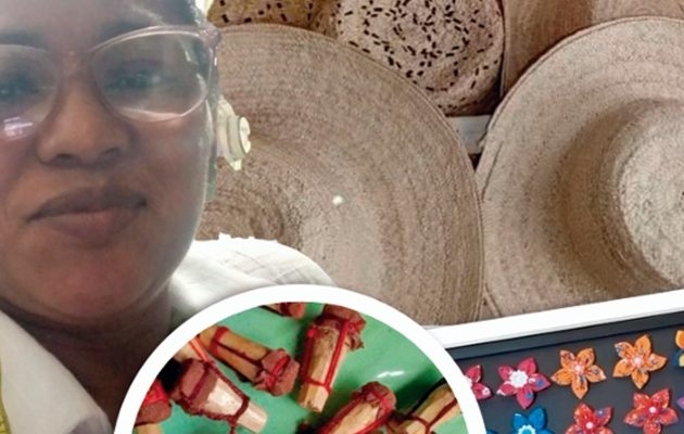 Elizabeth Torres junto a sus creaciones. Foto: Cortesía Elizabeth Torres junto a sus creaciones. Foto: Cortesía