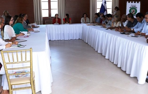 Las víctimas de la dictadura sostuvieron varias reuniones de seguimiento en la Cancillería. Foto: Archivo Las víctimas de la dictadura sostuvieron varias reuniones de seguimiento en la Cancillería. Foto: Archivo