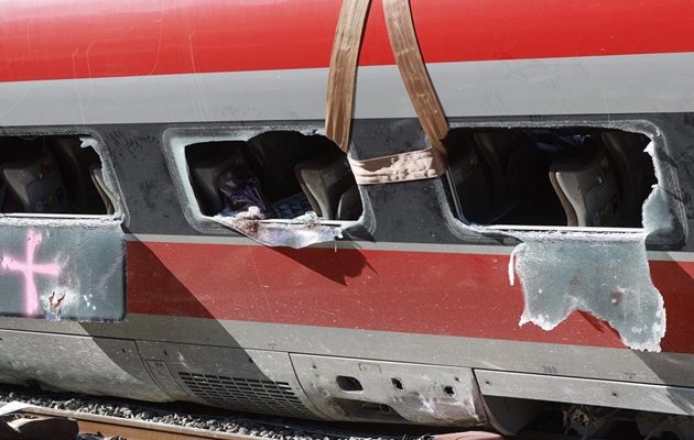 El número de muertos en el accidente ferroviario asciende a 45. Foto: EFE