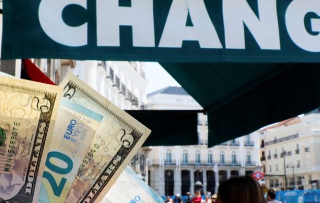 El euro supera este miércoles 1,20 dólares, lo que supone su nivel más alto desde 2021. Foto: EFE El euro supera este miércoles 1,20 dólares, lo que supone su nivel más alto desde 2021. Foto: EFE