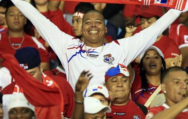 Seguidores de la selección de Panamá. Foto: EFE