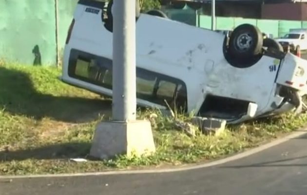 El accidente dejó un muerto y 14 heridos. Foto: Cortesía