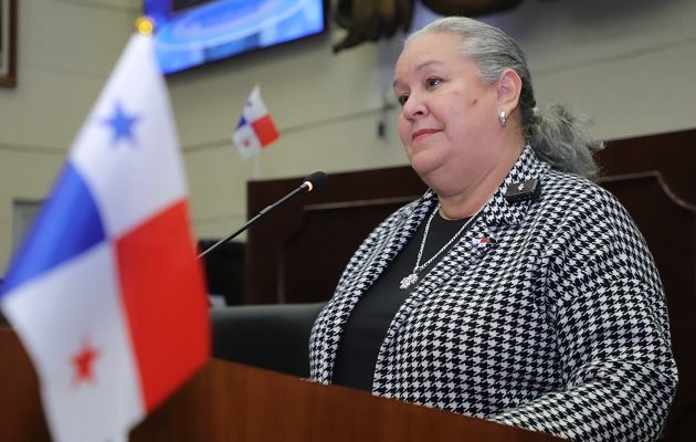 La ministra afirma que se está actuando con responsabilidad ante las denuncias por la situación de los albergues. Foto: Cortesía La ministra afirma que se está actuando con responsabilidad ante las denuncias por la situación de los albergues. Foto: Cortesía