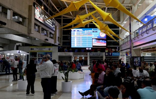 Aeropuerto Internacional Simón Bolivar en Maiquetía (Venezuela). Foto: EFE Aeropuerto Internacional Simón Bolivar en Maiquetía (Venezuela). Foto: EFE