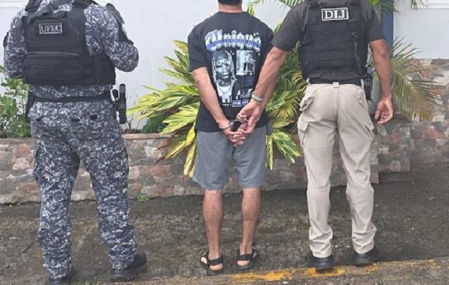 El indiciado mantiene antecedentes penales por delitos relacionados con drogas y violencia doméstica. Foto. PN