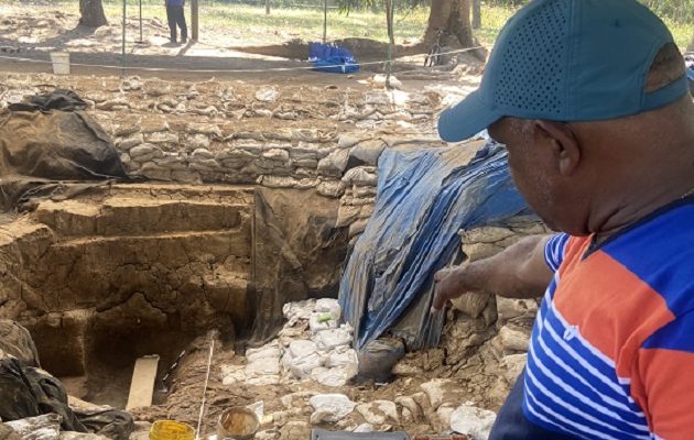 Los trabajos de excavación en este cementerio prehispánico están a cargo de la Fundación El Caño y patrocinados por el Ministerio de Cultura. Foto. Cortesía