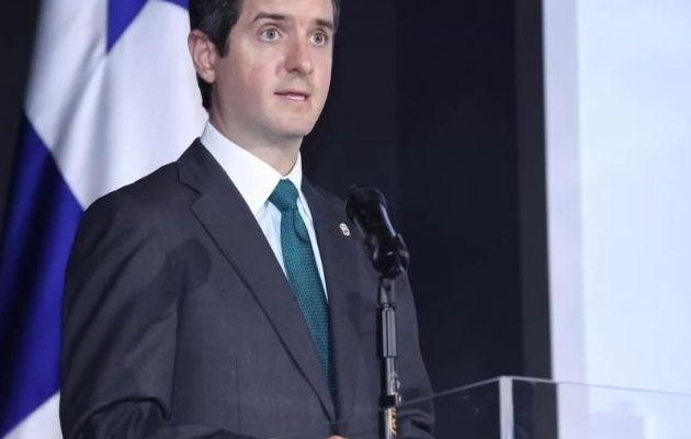 El vicecanciller Carlos Arturo Hoyos informó que Panamá investiga el reclutamiento de ciudadanos en la guerra Rusia-Ucrania, tras conocerse reportes de un fallecido y varios desaparecidos.  