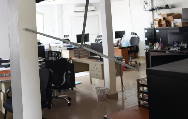El Ministerio Público y la Dirección de Investigación Judicial (DIJ) se encuentran en su fase inicial de recolección de indicios y peritajes técnicos. Foto. Eric Montenegro El Ministerio Público y la Dirección de Investigación Judicial (DIJ) se encuentran en su fase inicial de recolección de indicios y peritajes técnicos. Foto. Eric Montenegro