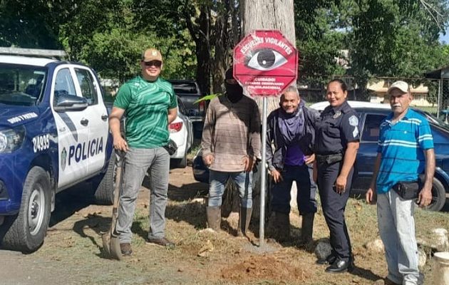 La comunidad educativa espera que el programa “Escuela Vigilante” permita mantener un ambiente más seguro en Divisa. La comunidad educativa espera que el programa “Escuela Vigilante” permita mantener un ambiente más seguro en Divisa.