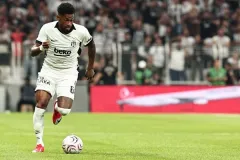 Beşiktaş empata ante Crystal Palace en la Europa League