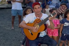 'El Zorro Blanco' transforma el dolor por el terremoto en nuevas canciones