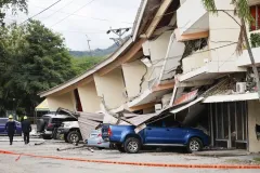 Muere una mujer de 86 años y ascienden a tres los fallecidos por el sismo en Panamá