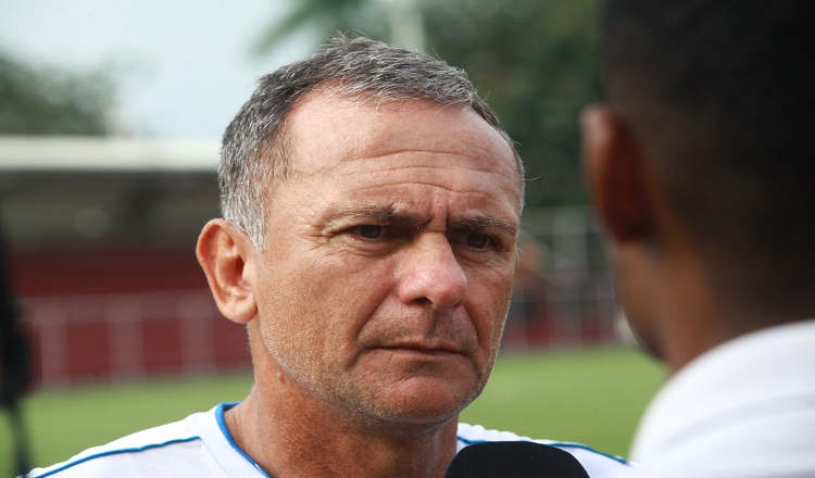 Técnico Saúl Maldonado del Tauro FC. Foto: Anayansi Gamez