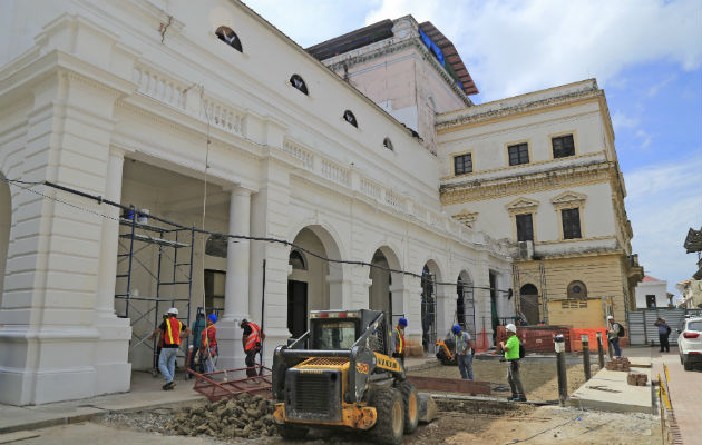 Teatro nacional, Casco Antiguo. Foto: Cortesía Inac.