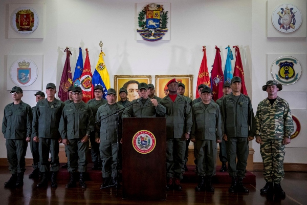 Los militares venezolanos rechazan el TIAR EFE