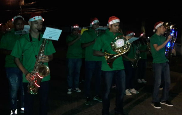 Se destacaron las bandas musicales de colegios del sector. Foto: Cortesía.