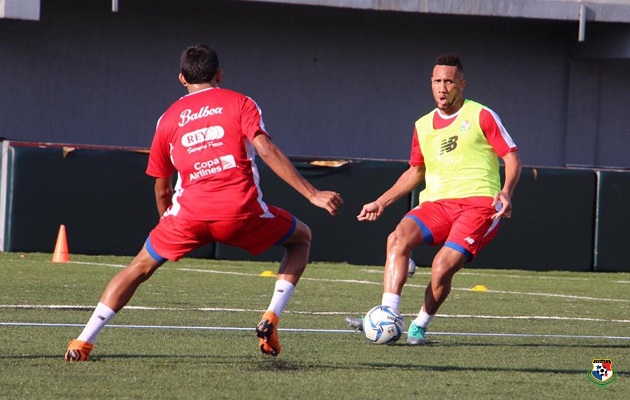 Francisco Palacios en los entrenamientos de la Roja en el estadio Maracaná. Foto:Fepafut