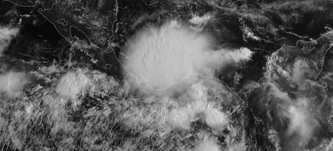 El boletín incluye la advertencia a todos los ciudadanos del territorio nacional a raíz de la onda tropical # 40 de la temporada lluviosa. Foto: Sinaproc.