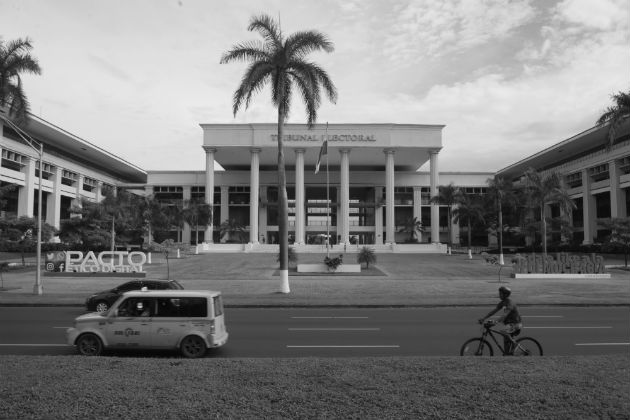 Es probable que el Tribunal Electoral ostente razones de diverso matiz, como la posibilidad del surgimiento de campañas sucias o negativas por grupos de dubitable independencia. Foto: Archivo.