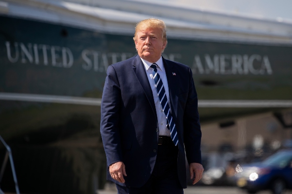 El presidente Donald Trump continuó su mensaje afirmando que la economía iraní