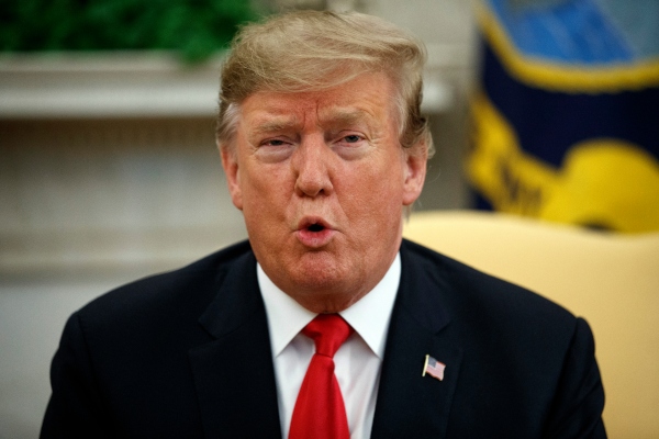 La decisión se tomó el viernes por la noche después de que Trump criticara a los tres países del Triángulo Norte por