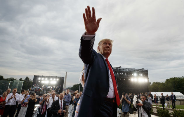 Trump anunció nuevos viajes espaciales. Foto: AP.