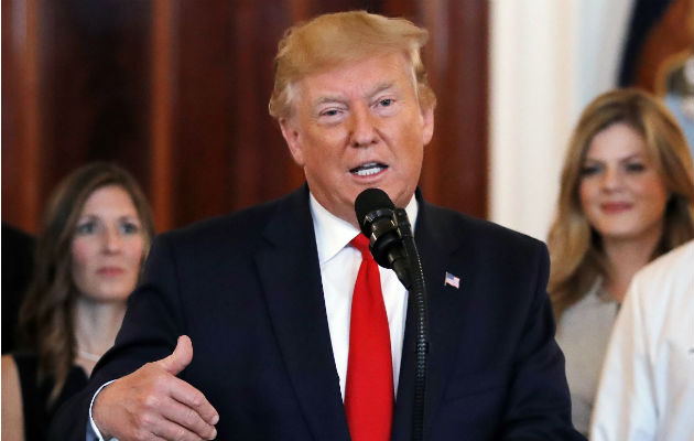 Trump respondió de este modo a la demócrata Nancy Pelosi. Foto: AP.