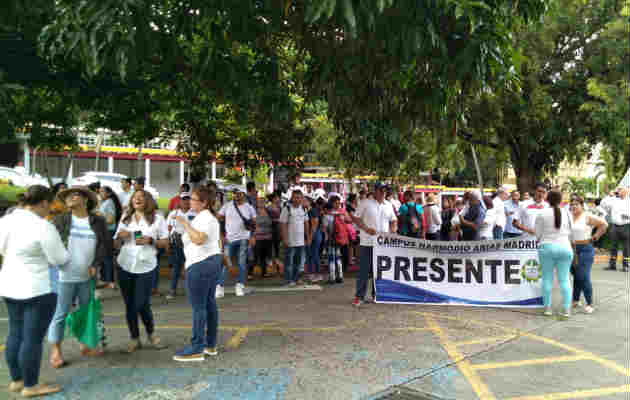 Universidad de Panamá en marcha multitudinaria en contra de las reformas constitucionales. Foto/Yai Urieta