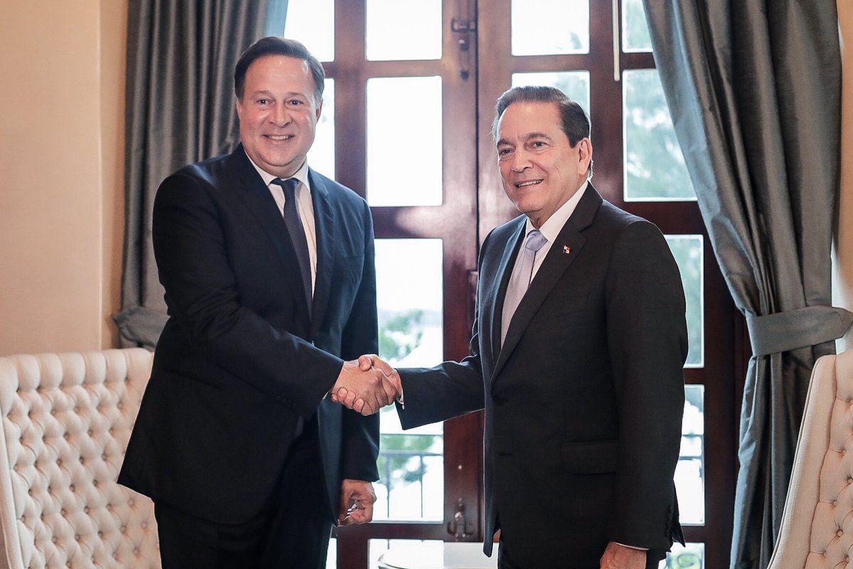 Juan Carlos Varela y Laurentino Cortizo se reúnen como parte de proceso de transición. Foto: Presidencia de la República.