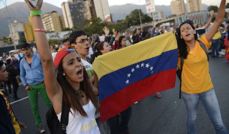 Los venezolanos están distribuidos principalmente en Colombia, Perú, Chile, Brasil y Argentina. Panamá tiene la menor cantidad. Foto de archivo