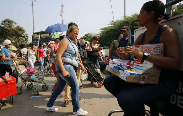 Colombia y Estados Unidos fueron de los primeros países, a los que se sumaron varios de la región y Europa, en reconocer a Guaidó como presidente interino.