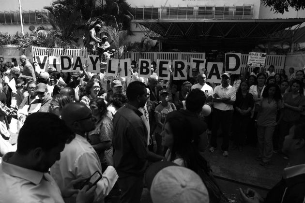 Venezolanos claman por libertad y vida, ante un crítico panorama de carencias.  Foto: EFE