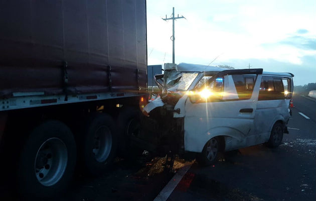 Se iniciaron las investigaciones del accidente. Foto: Víctor Eliseo Rodríguez.