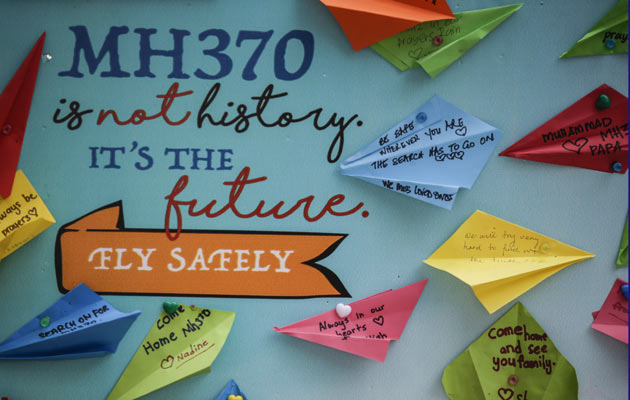 Los expertos confirmaron que tres fragmentos encontrados en Reunión, Mauricio y Pemba pertenecen al MH370, otras siete piezas -incluidas partes del interior de la cabina- lo son "casi con seguridad" y ocho más lo son "con alta probabilidad". FOTO/AP