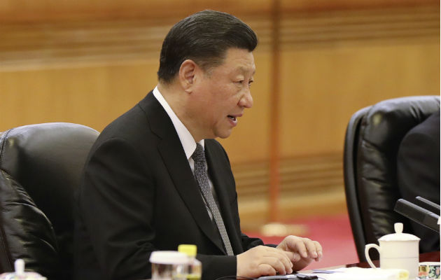 El presidente chino Xi Jiping en el gran salón del pueblo en Beijing. Foto: AP.